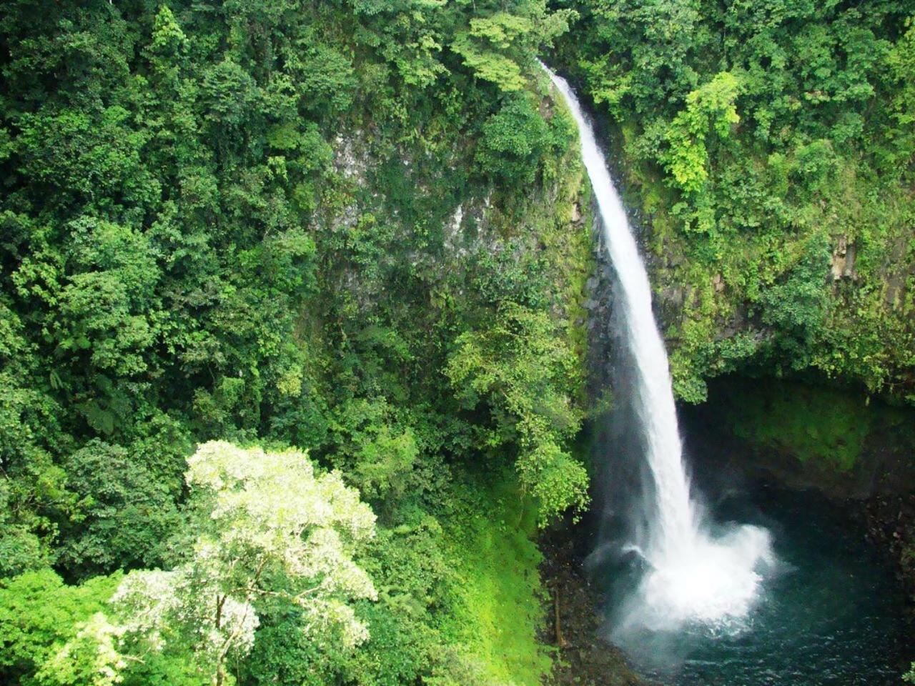 Villa Jade, La Fortuna Downtown Exterior foto